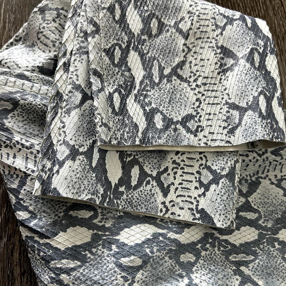 SPRWMN High Waist 3/4 Leather Leggings Gray Snake Print 100% Lambskin Size Large - Picture 14 of 16